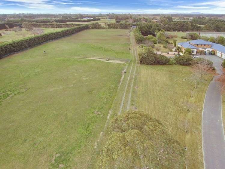 4/285 Lawford Road West Melton_24