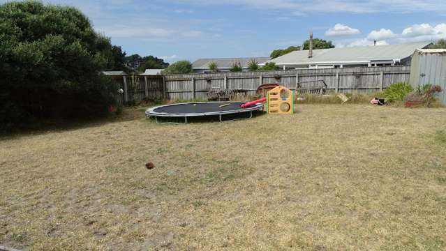 11 Matakane Street Waitarere Beach_4