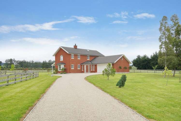 64 Davis Road Cust_0