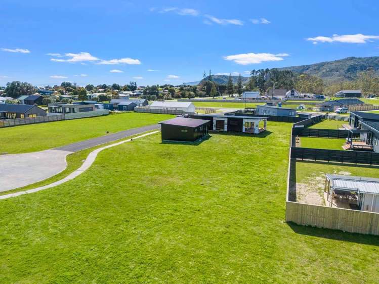 7 Riria Way Matarangi_11