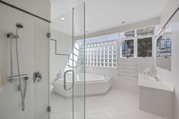 13 Lighthouse Road Bluff Hill_17