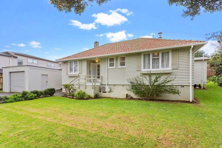 42 Milliken Avenue Mt Roskill_15