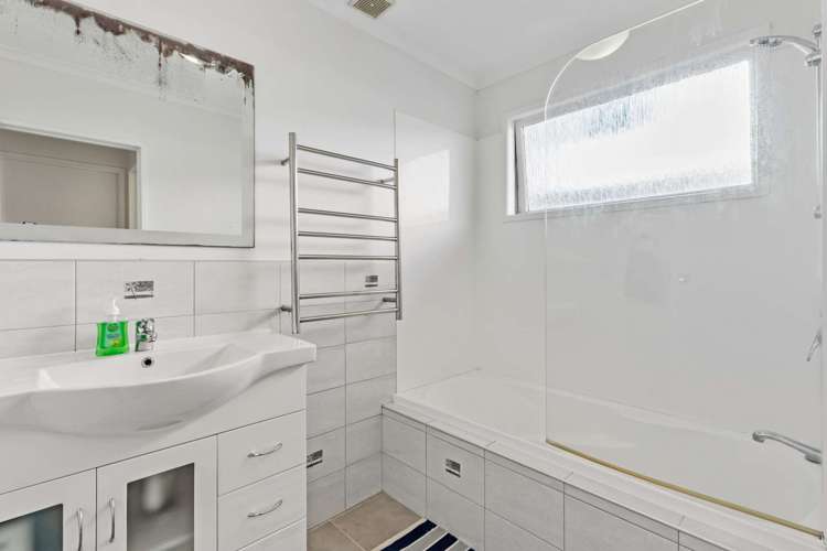 401 Blockhouse Bay Road Blockhouse Bay_16