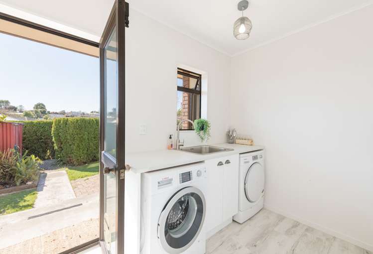 7 Squire Way Richmond_18