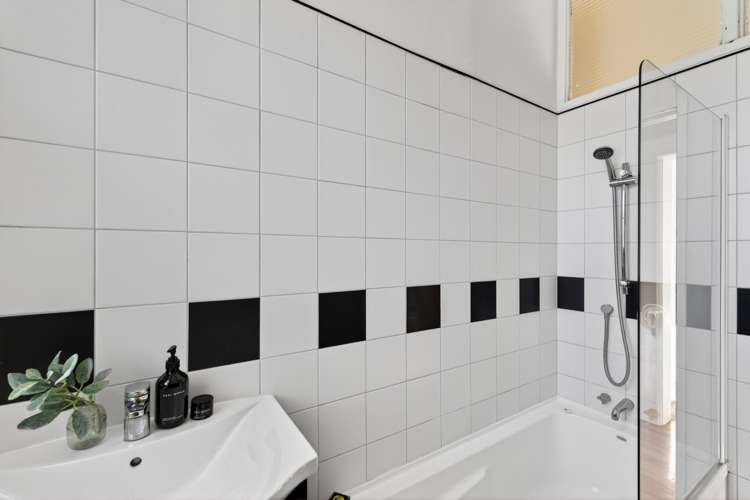 60 Milton Road Bluff Hill_21