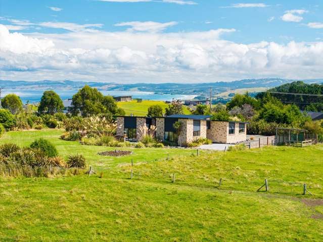 Ocean views, sun-soaked paddocks and privacy