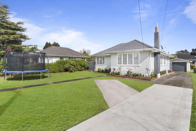 61 Beach Road Te Atatu Peninsula_2