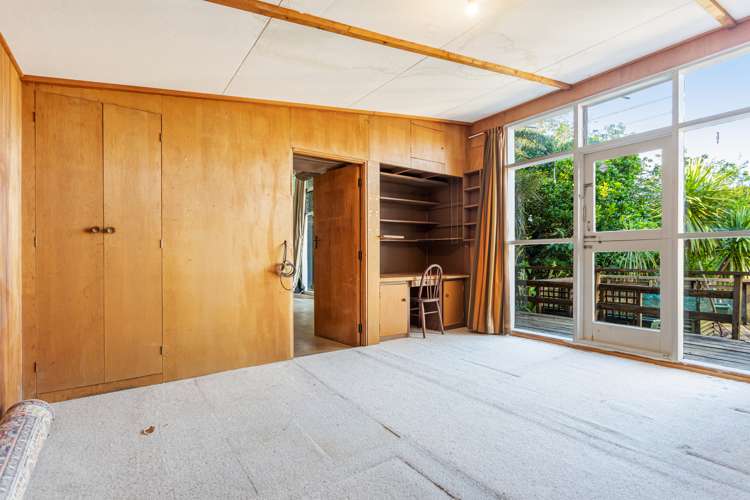 216 Scenic Drive Titirangi_15