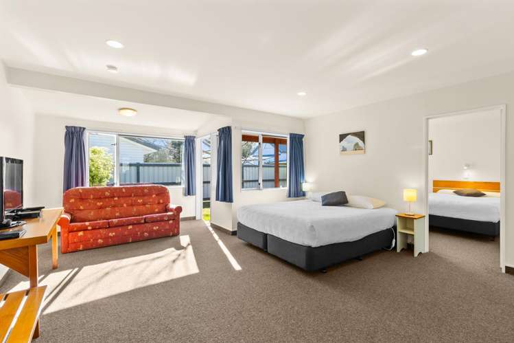 87 Commercial Street Takaka_25