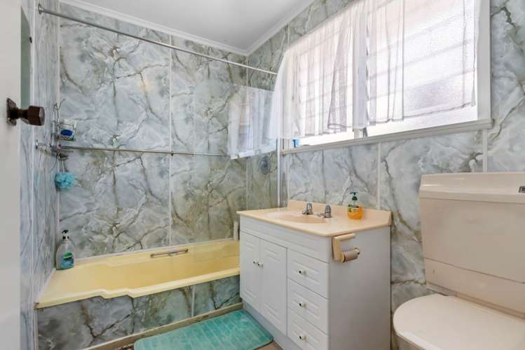 24 Duke Street Papakura_12