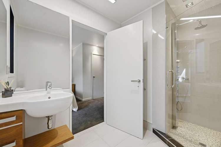 14 Taharepa Road Hilltop_25