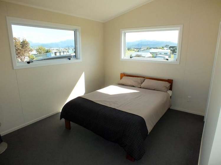 167 The Fairway Matarangi_10