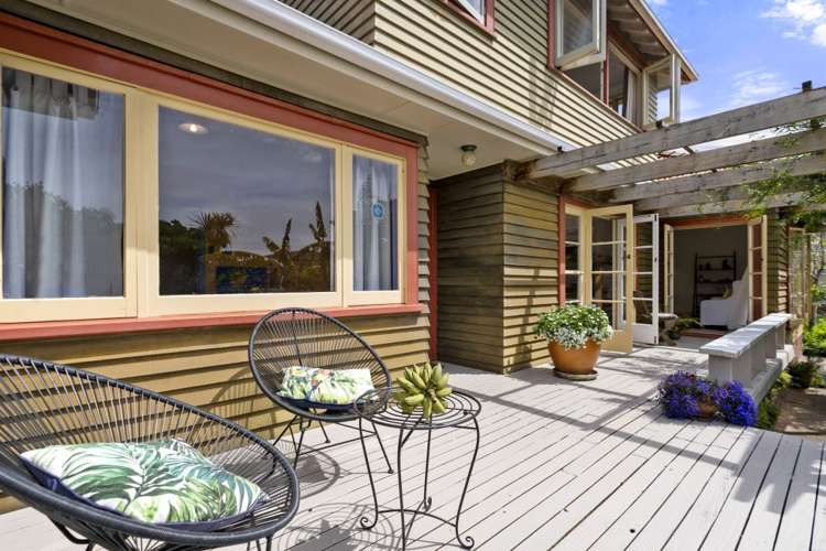 19a Old Lake Road Narrow Neck_4