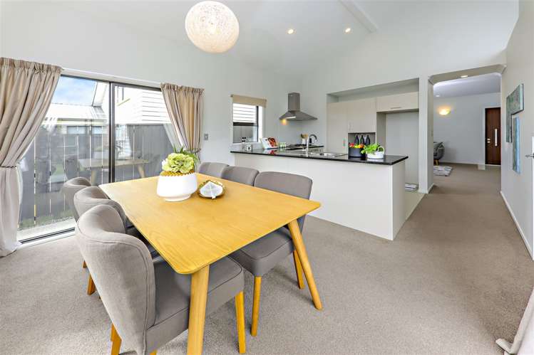 21 Hirimate Place Flat Bush_4