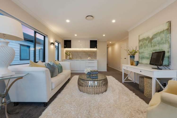 221B Murphys Road Flat Bush_15