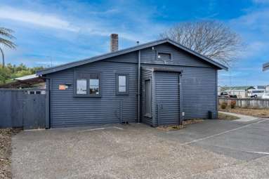 135 Peachgrove Road_1