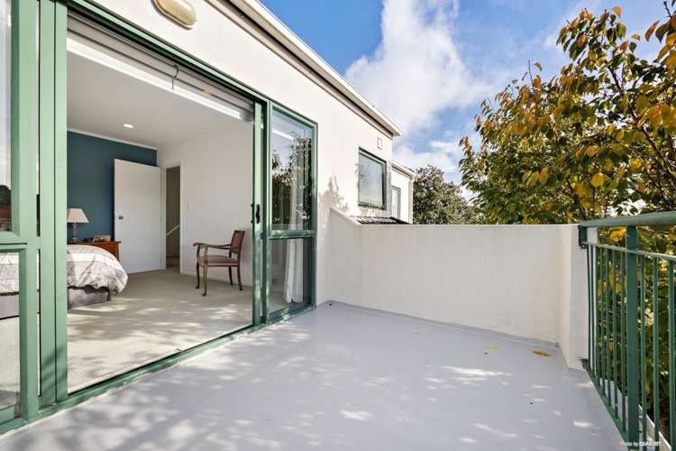 5b Olsen Avenue Hillsborough_11