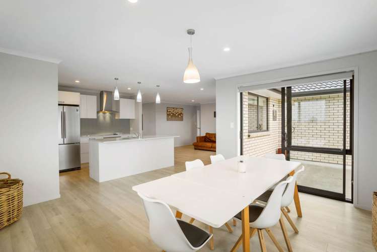 285 Pollok Wharf Road Pollok_19