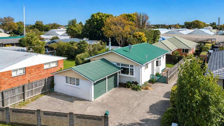 73 Frankleigh Street Somerfield_12