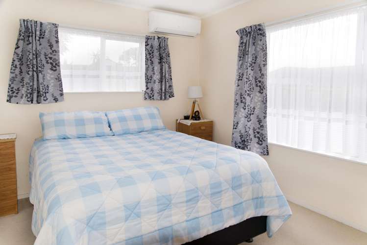 8 Bernina Place Manurewa_5
