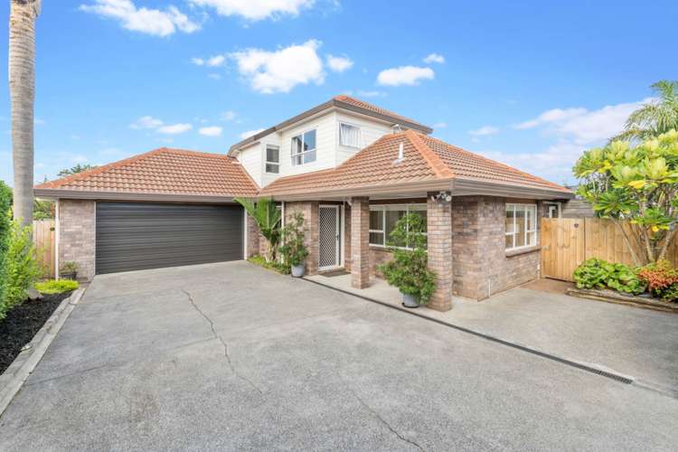 2/12 The Green Golflands_17