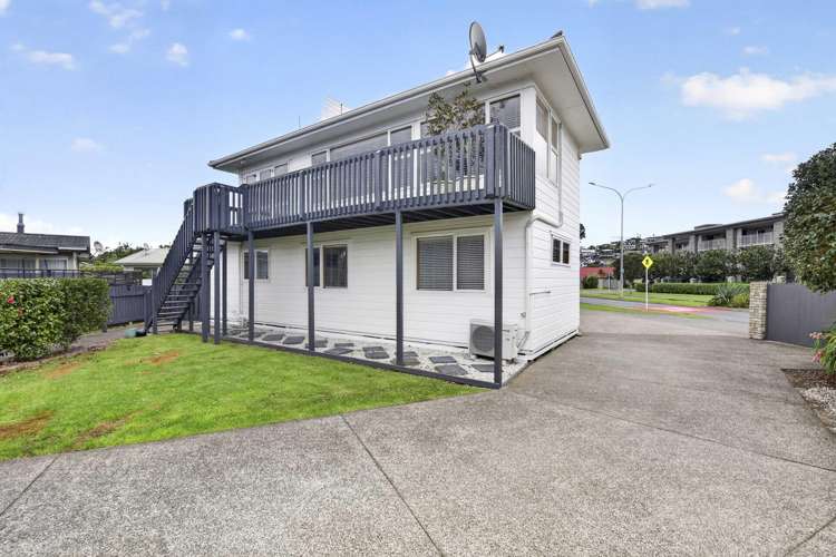 250 Centreway Road Orewa_24