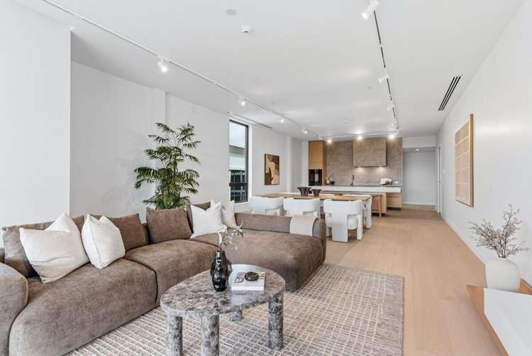 81 Carlton Gore Road Newmarket_13