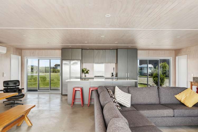 18 Rochdale Road Riversdale Beach_5