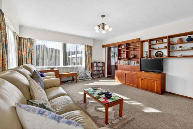 Spacious 5 Bedroom family living