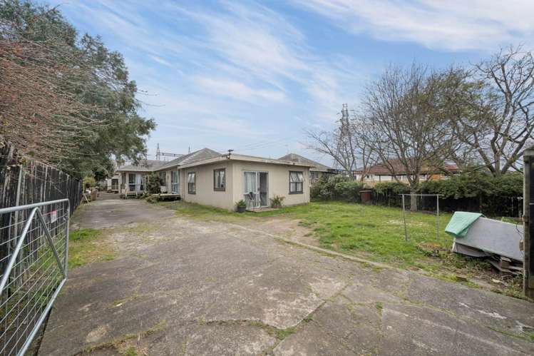 315 Massey Road Mangere East_35