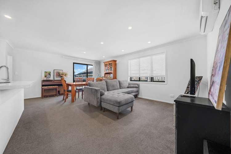 28 Regis Park Drive Pukekohe_11