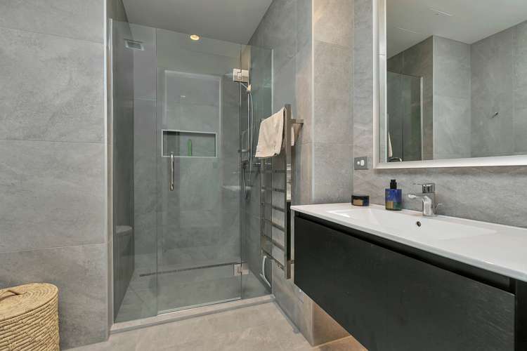 2/105 Jervois Road Herne Bay_17