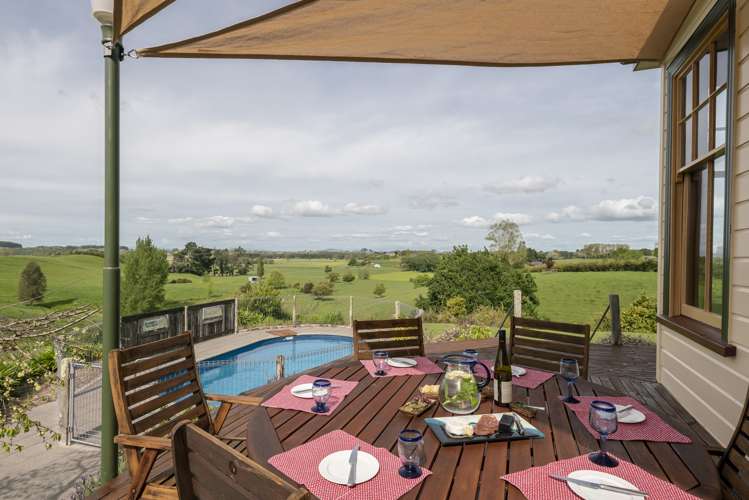 24 Robertson Road Whatawhata_13