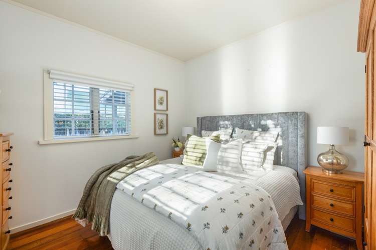 16 Waitoki Road Waitoki_16