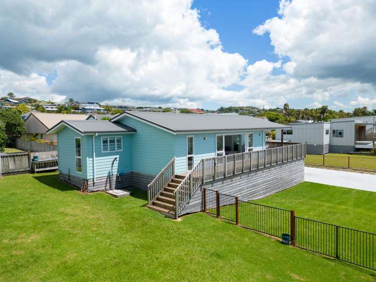 17 Bayside Drive Coopers Beach_22