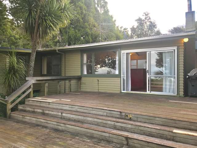 3 - Bedroom in Laingholm
