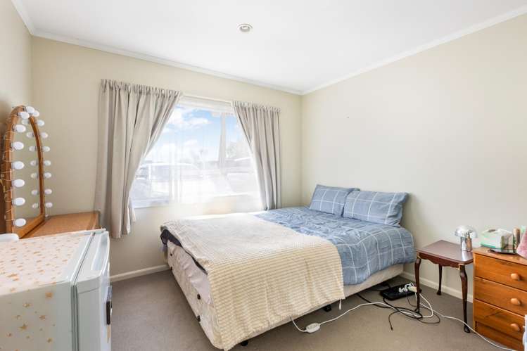 10 Halewood Grove Churton Park_15