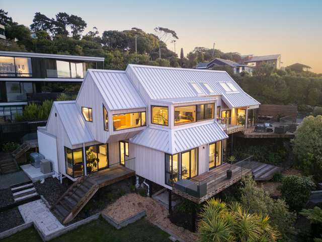 Architectural Refinement - Unmatched Ocean Vistas