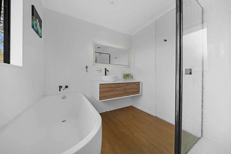 18 Pitcher Place Glen Eden_17