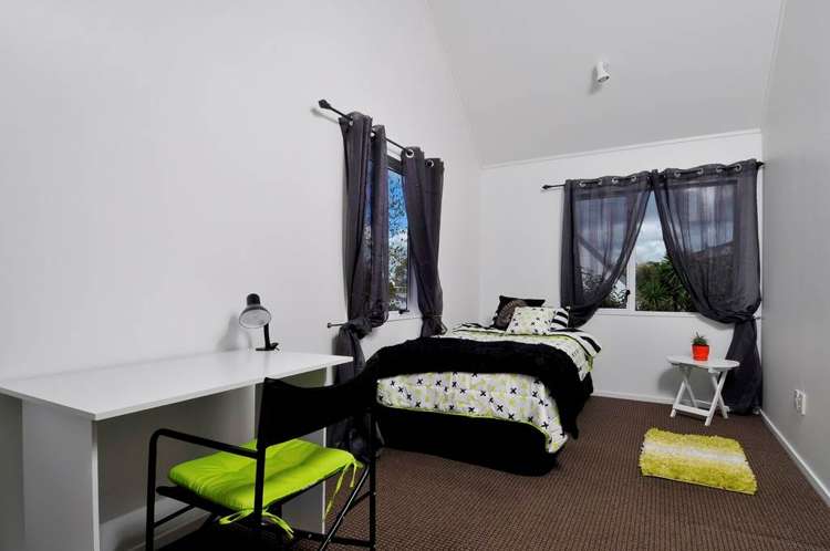 253 Royal Road Massey_12