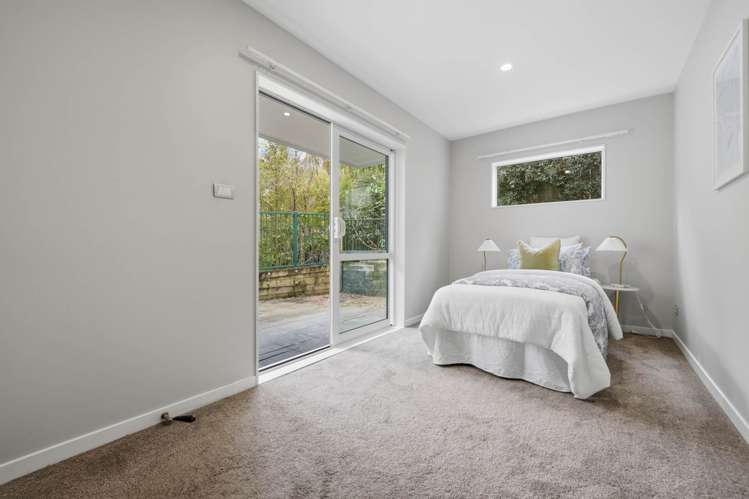 104 Admirals Court Drive Greenhithe_16