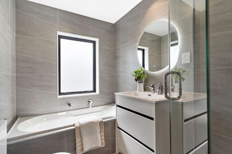 92 Huanui Drive Orewa_25