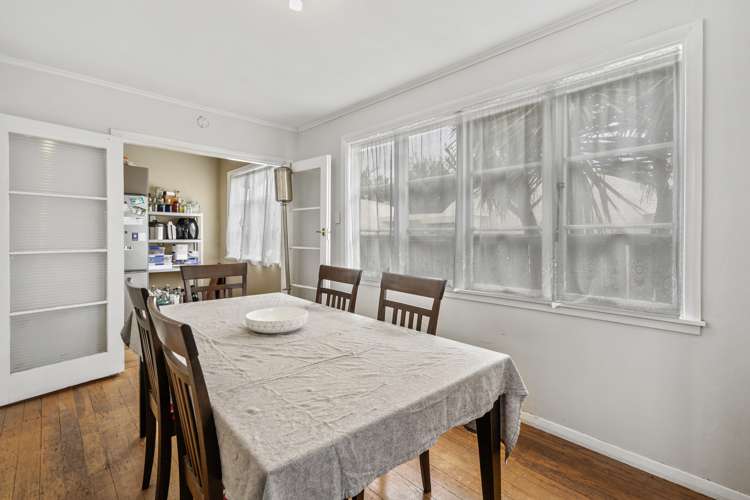 38 Hall Crescent Epuni_9