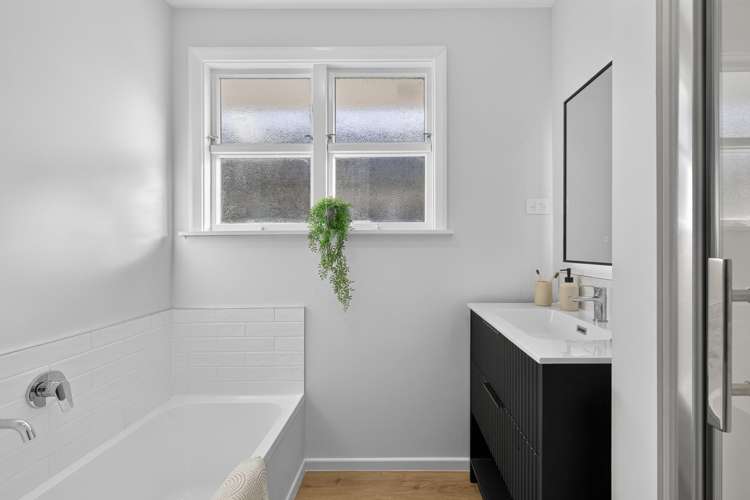 55 Stanton Crescent Hoon Hay_10