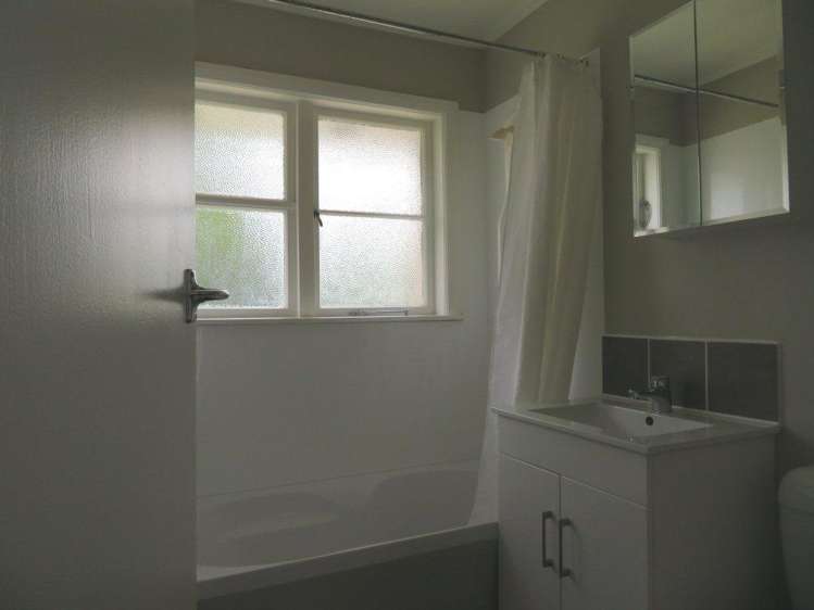 2/26 Riverbank Street 11305_5
