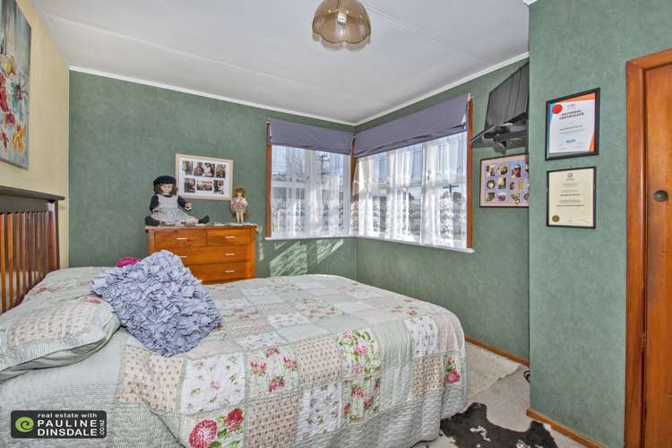 17 Station Road Kamo_13