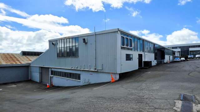 CBRE | Rosebank Warehouse – Available Now