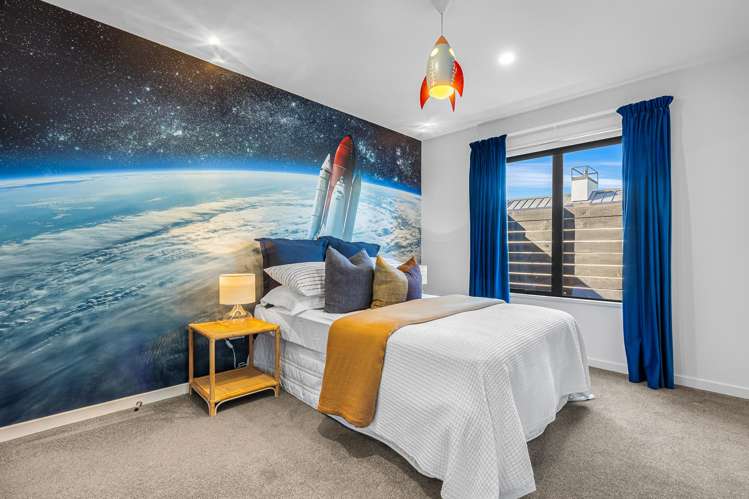 6 Waitikiri Square Parklands_16