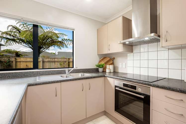 25 James Nairn Grove Riverstone Terraces_7