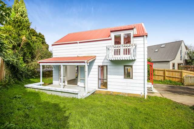 114a Vodanovich Road Te Atatu South_1